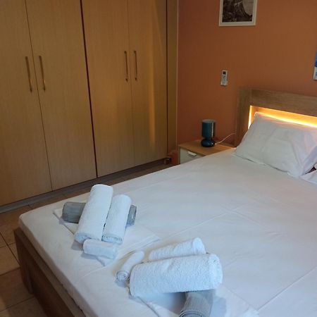 Sofia'S Garden Apartment Néa Péramos Екстериор снимка